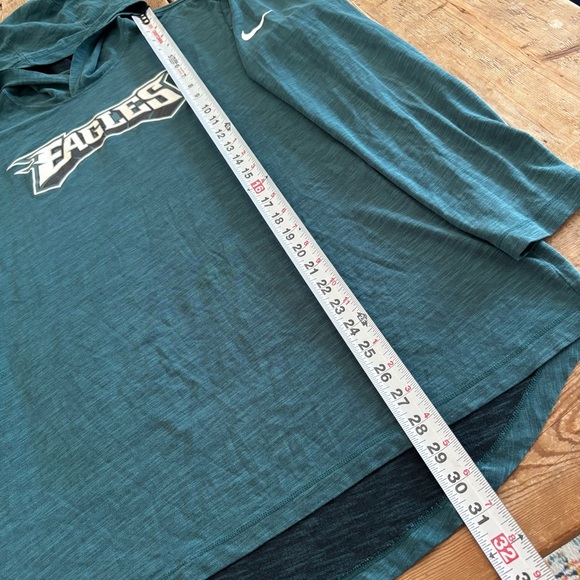 Nike Dri-Fit Philadelphia Eagles On Field Performance Long Sleeve Hooded Shirt - Picture 5 of 11